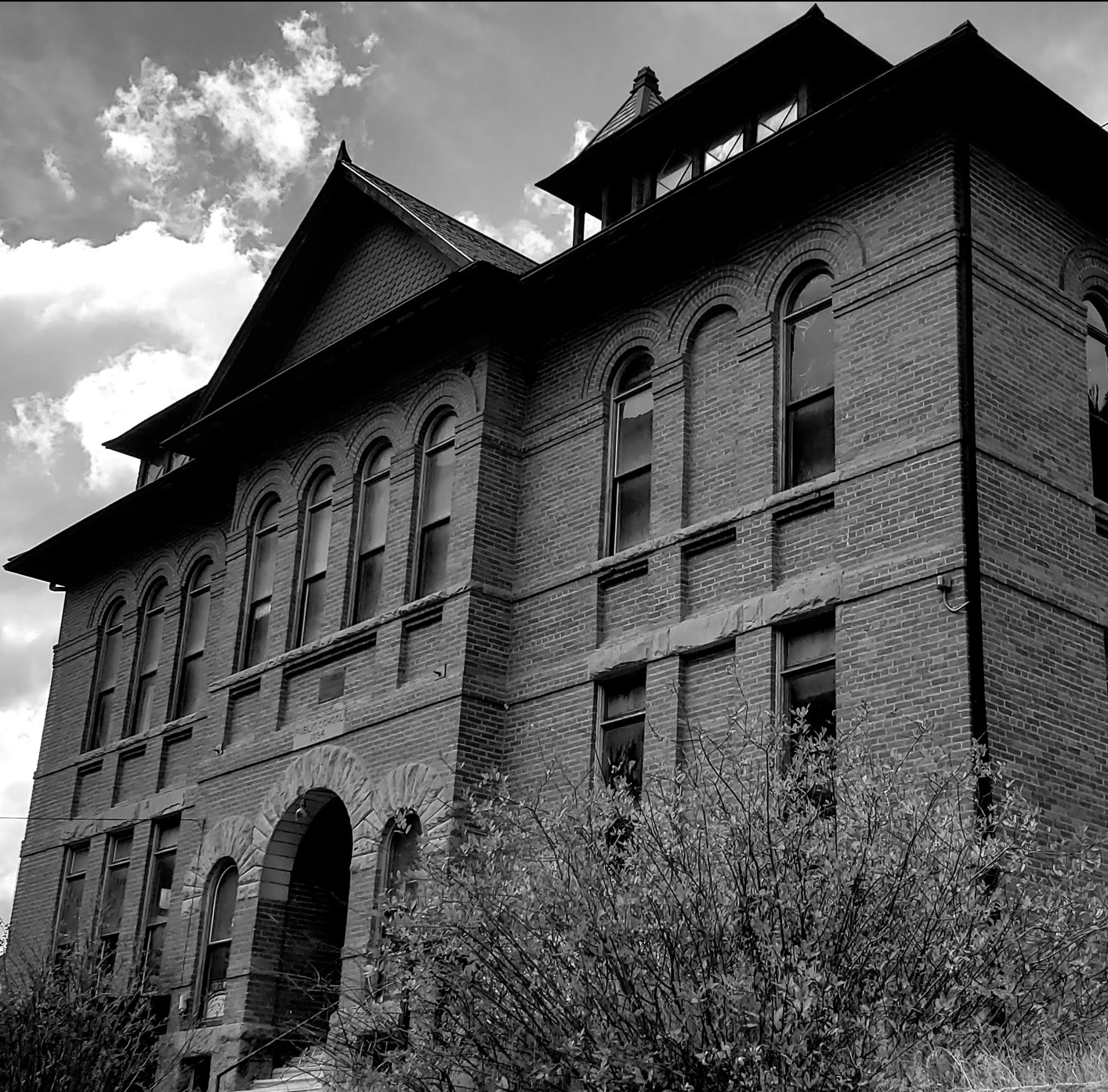 DET Write About the Photo Sample Question 5